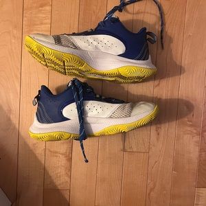 Curry basketball sneakers